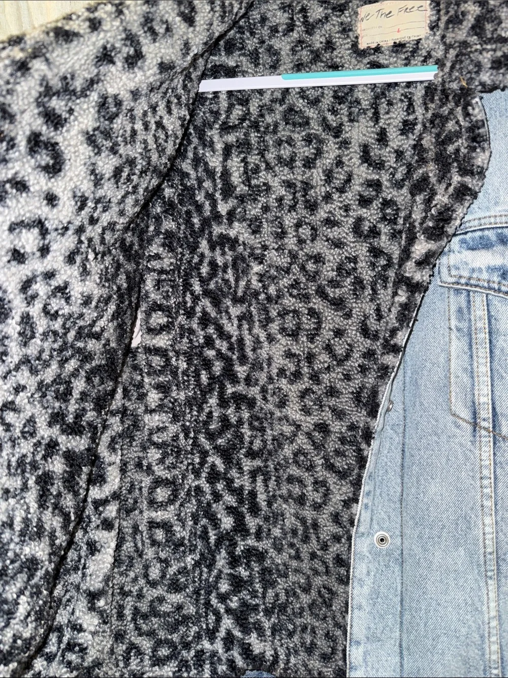 ✨ SALE ✨ Free People Wild Ones Sherpa Denim Jacket